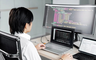 驻马店 ,php声明和调用变量的符号是什么？
